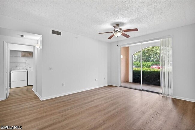 Foto del edificio - 1200 Reserve Way