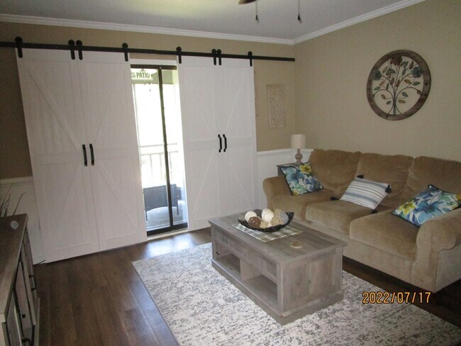 Foto del edificio - 1205 Cypress Pointe