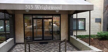 Building Photo - 515 W Wrightwood Ave