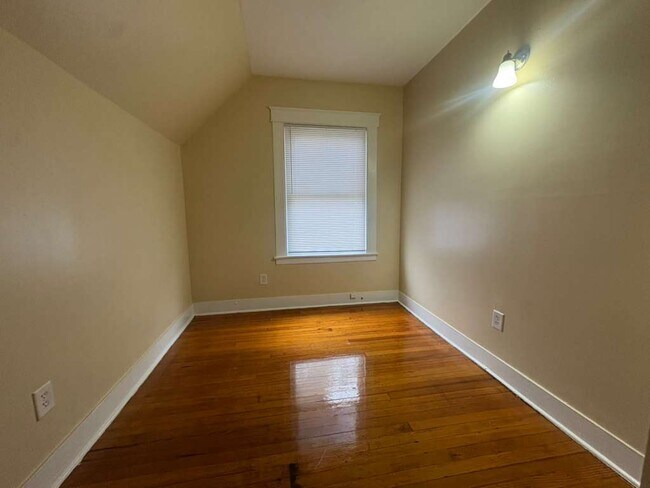 Foto del edificio - 107 Sheffield Ave