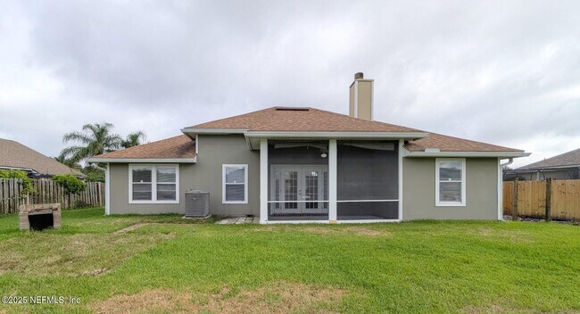 Foto del edificio - 12162 Millford Ln N