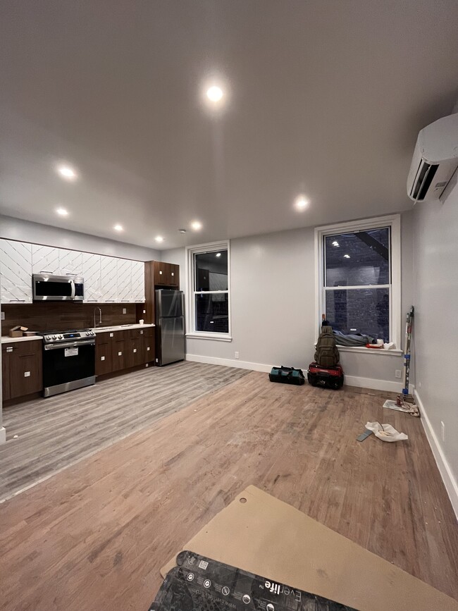 168 Avenida Océano 1 - 178 Ocean Ave