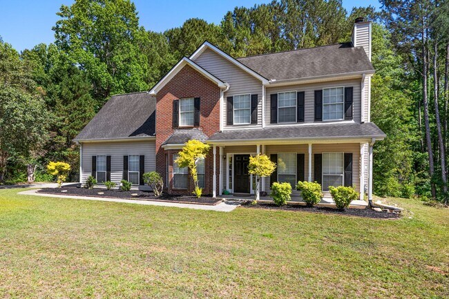 Foto del edificio - Updated 4BR Home in Northgate District with Huge Back Deck