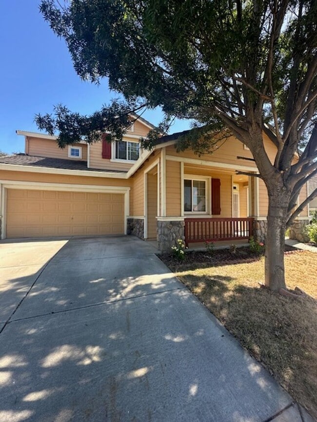 Building Photo - 697 Bourn Dr
