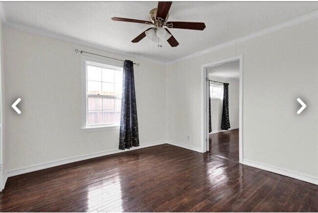 Foto del edificio - 6009 Maple St