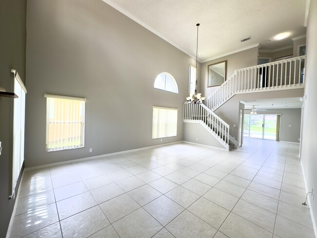 Building Photo - 1118 Fosters Mill Dr