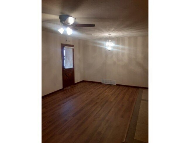 Foto del edificio - 10 NW 58th St