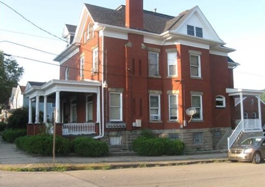 Building Photo - 1200 5th Ave