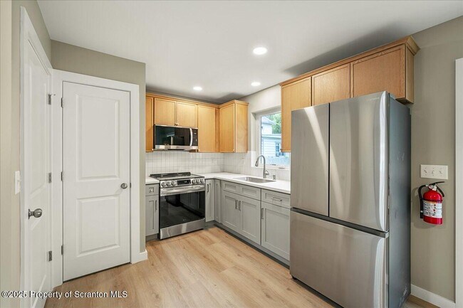 Foto del edificio - 822-822 Delaware St
