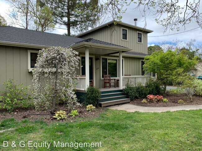 Building Photo - 1056 Wild Rose Dr
