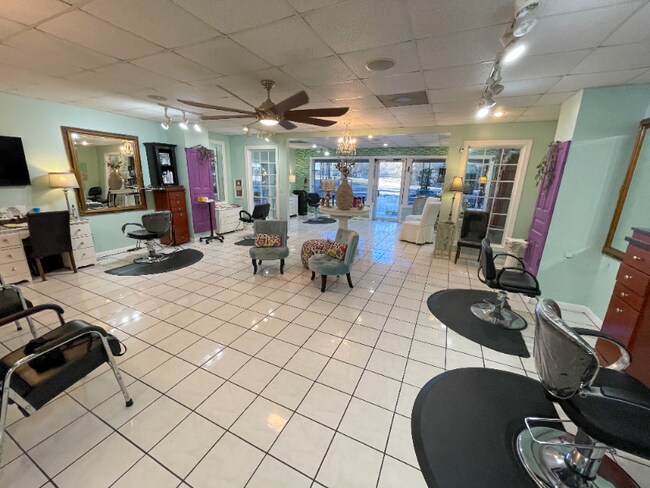 Building Photo - 6335 Chadbourn Hwy