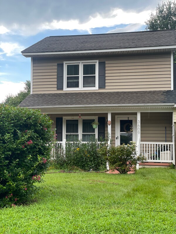 Foto principal - 3609 Pine Knoll Dr