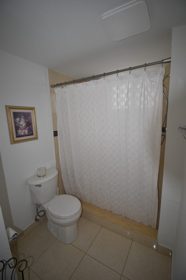 Foto del edificio - 8469 SW 137th Ave