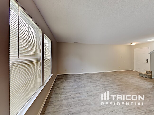 Building Photo - 13143 N Brick Chapel Dr