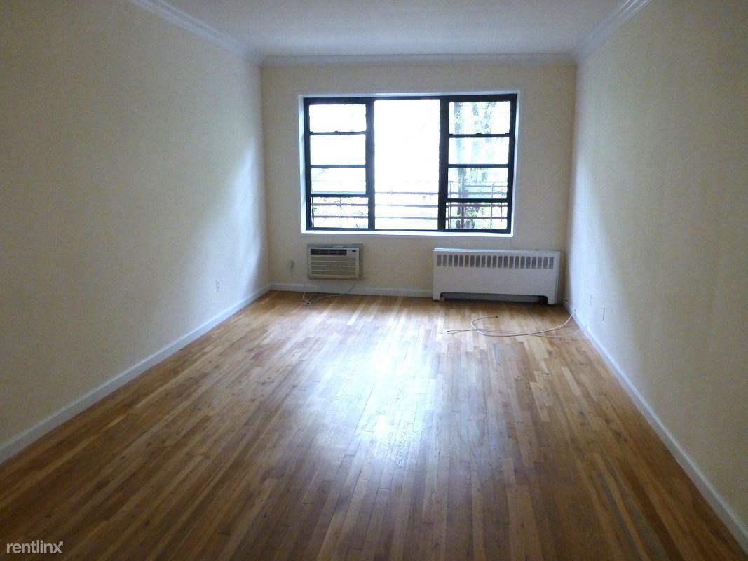 Foto principal - 412 E 64th St