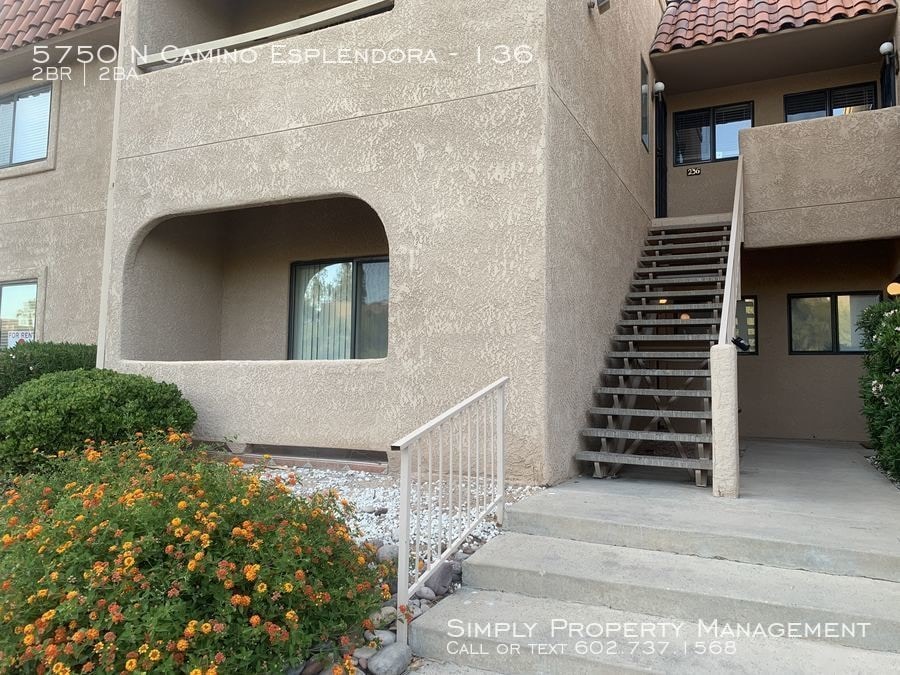 Primary Photo - 5750 N Camino Esplendora