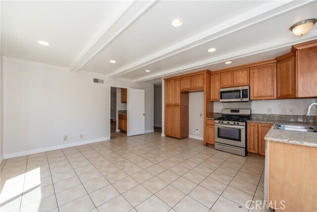 Foto del edificio - 16752 Leafwood Cir