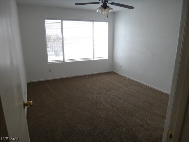 Building Photo - 3120 Tarpon
