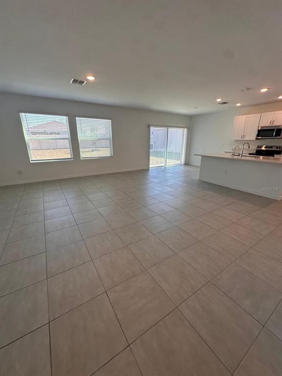 Foto del edificio - 349 Wayland Dr