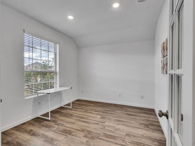 Building Photo - 3712 Windy Brk Rd