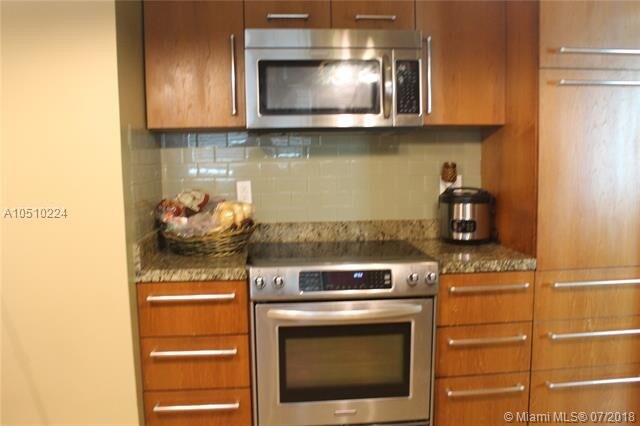 Foto del edificio - 1029 SW 10th Ave