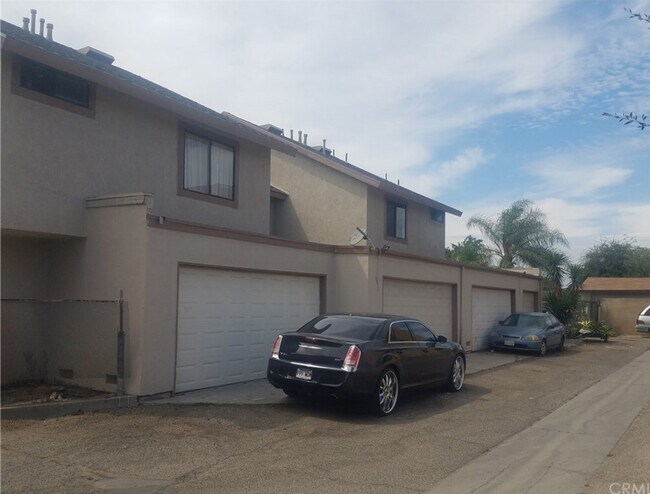 Foto del edificio - 2600 W Porter Ave