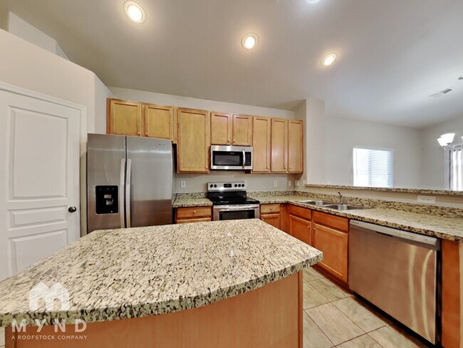 Building Photo - 6315 S 25th Dr