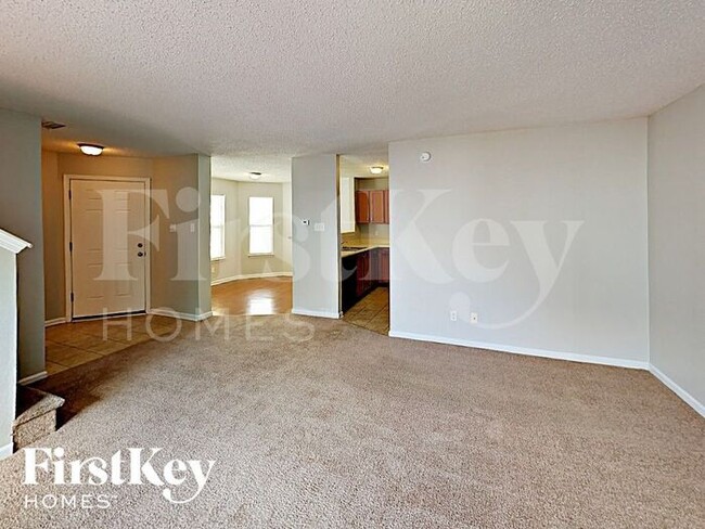 Building Photo - 6616 Kinnerton Dr
