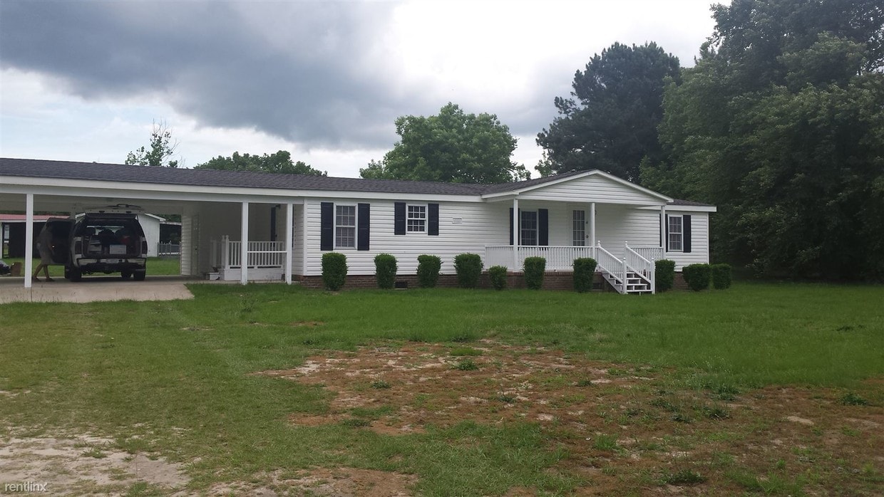 1501 Sunset Ave, Clinton, NC 28328 House Rental in Clinton, NC