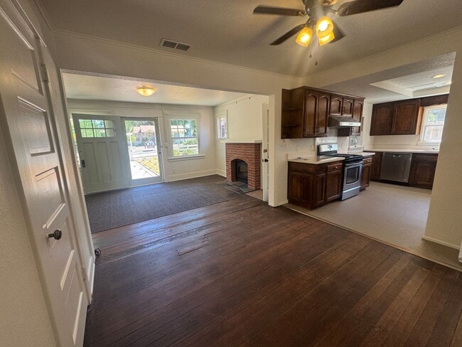 Foto del edificio - 3 Bedroom, 2 Bath Home for Lease