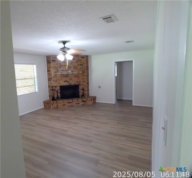 Building Photo - 3217 Patricia Ln