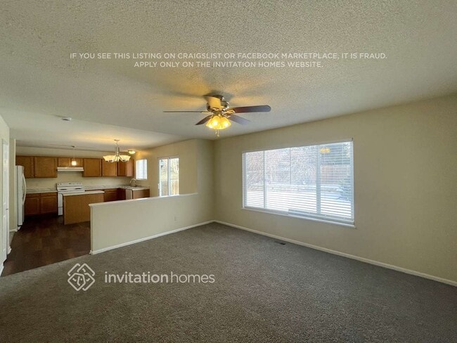 Building Photo - 3365 Bareback Dr