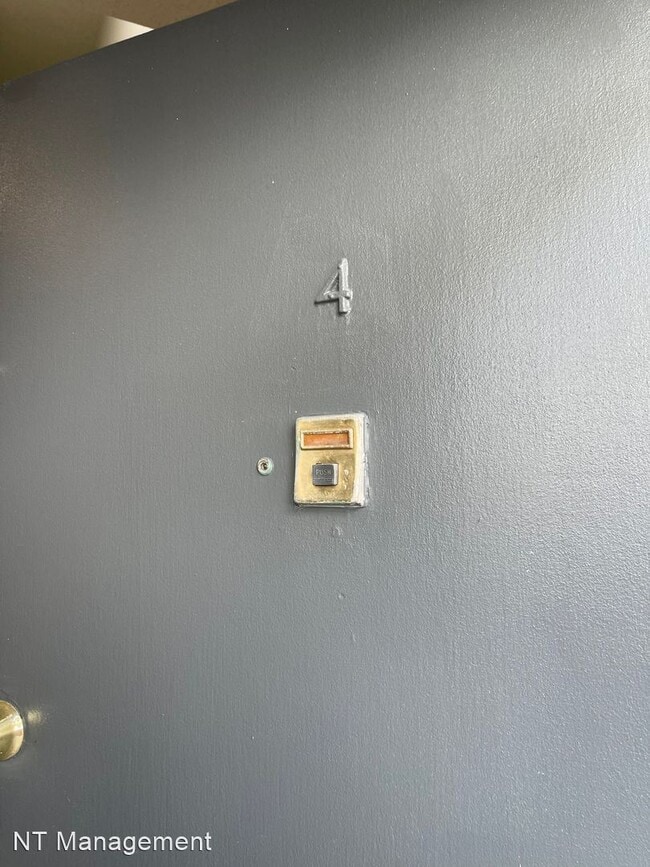 Building Photo - 2 br, 2 bath Apartment - 12117 Pacific Ave...