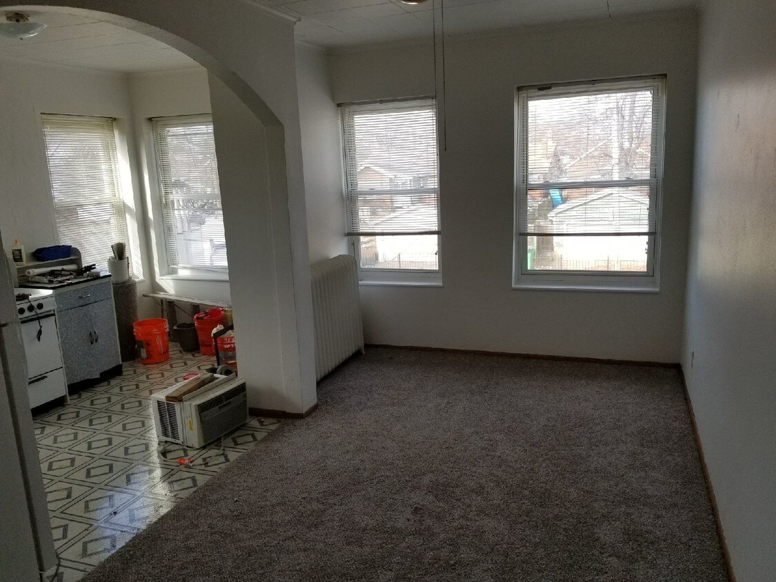 Foto principal - 5401 S Grand Blvd