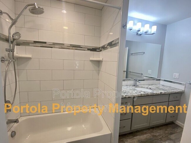 Foto del edificio - 1925 46th Ave