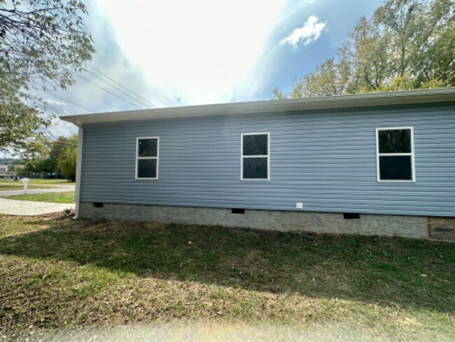 Building Photo - 3009 Curtis St