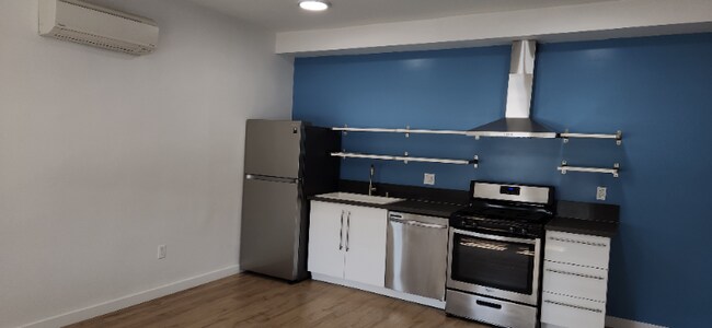 Foto del edificio - 2103 S Harcourt Ave