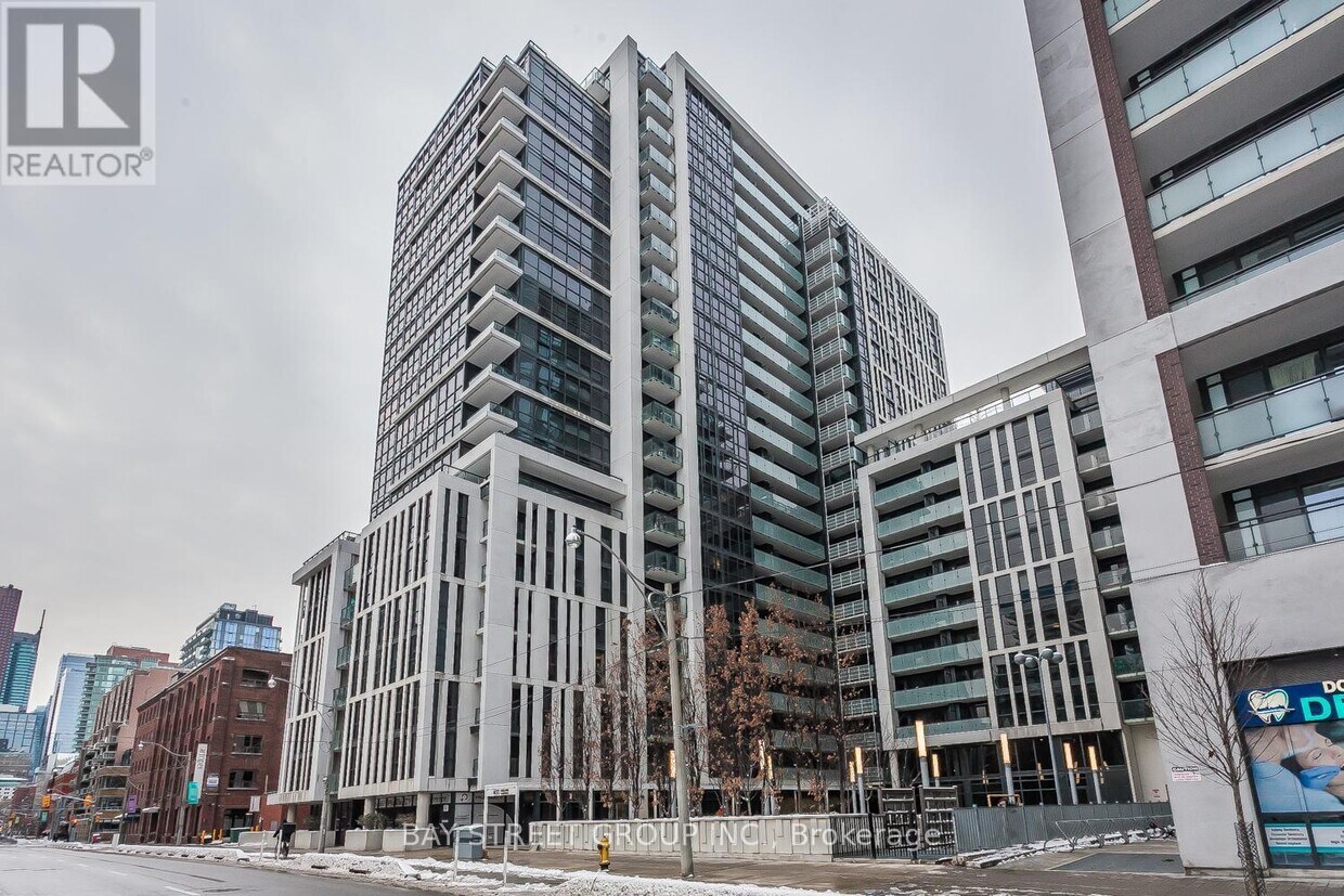 Primary Photo - 400-1400 Adelaide St E