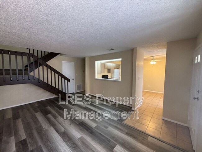 Foto del edificio - 4444 Ring Neck Rd
