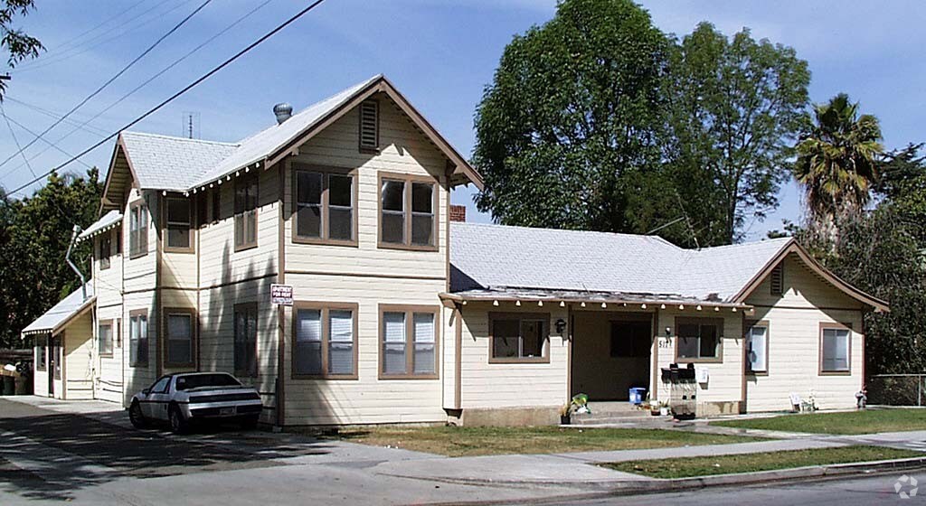 517 E Wilshire Ave, Fullerton, CA 92832 Apartments in Fullerton, CA