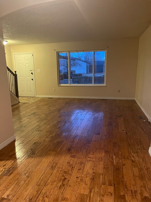 4645 Gunbarrel Dr, Colorado Springs, CO 80925 House Rental in