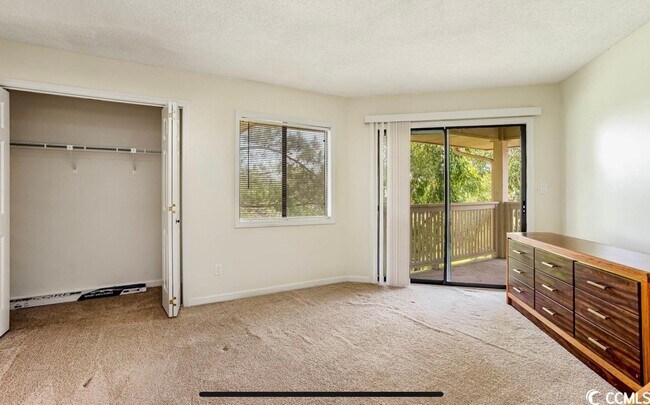 Foto del edificio - 4210 Pinehurst Cir