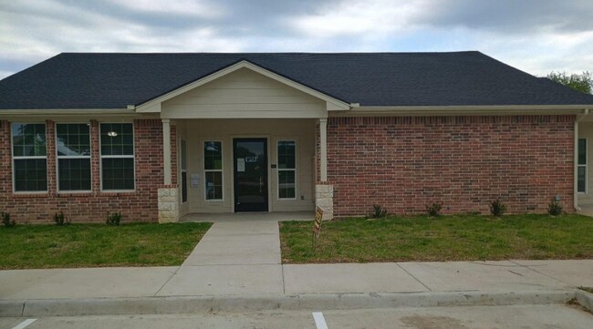 Foto del edificio - 738 US Hwy 84 W