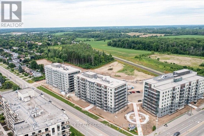 Building Photo - 181 Elmira Rd S