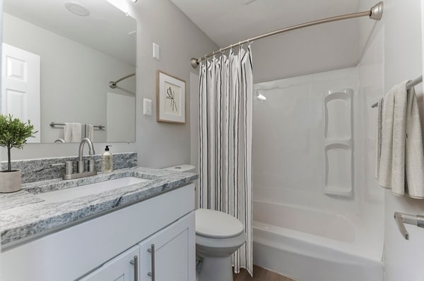 Foto del edificio - Eagle Rock Apartments at Framingham