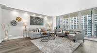 Foto principal - 400 E Randolph St