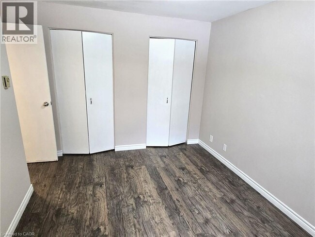 Building Photo - 50 Scenic Dr