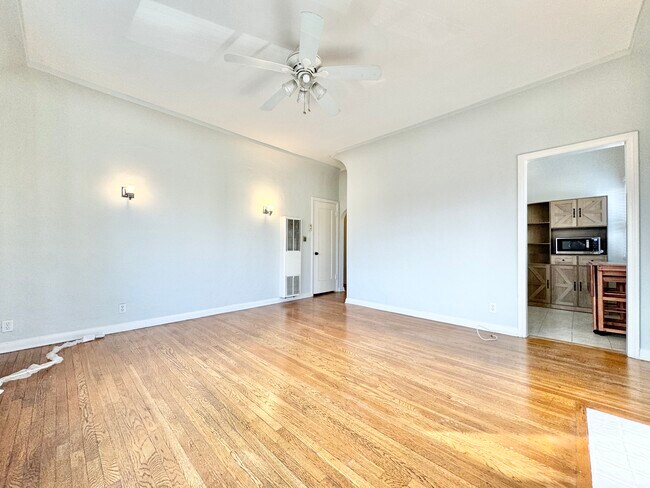 Foto del edificio - 400 N Genesee Ave