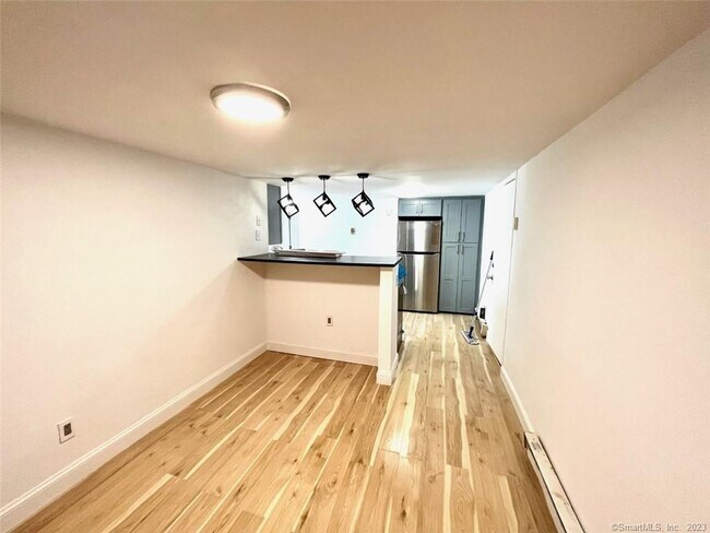 Foto del edificio - 546 Main St