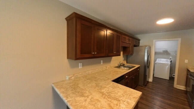 Foto del edificio - 11523 Pulaski Pike
